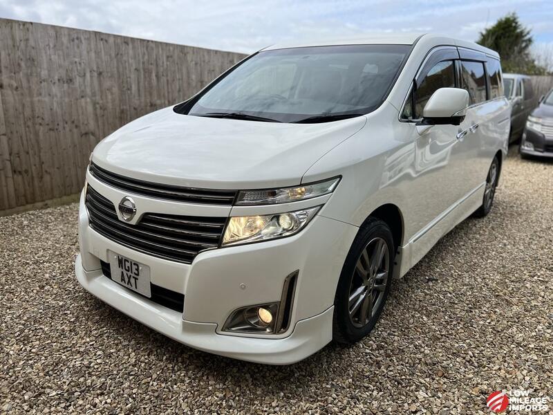 NISSAN ELGRAND