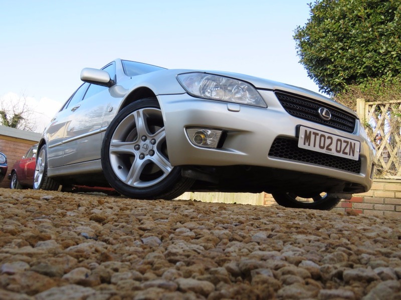 LEXUS IS 300