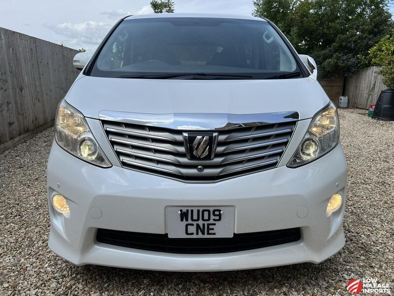 View TOYOTA ALPHARD 3.5 V6 350S 7 SEATS 