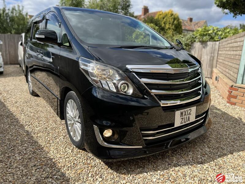 TOYOTA ALPHARD 350S C Package Full Leather Sun roofs