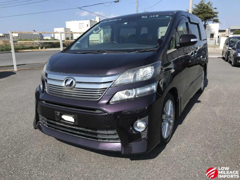 View TOYOTA VELLFIRE 2.4Z G Edition Twin Sunroofs Full black leather