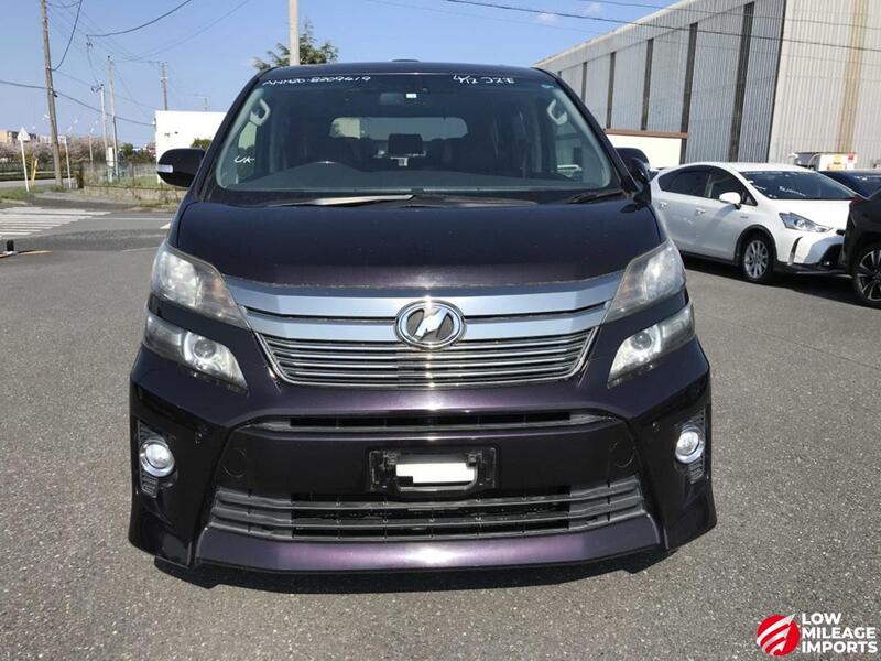 View TOYOTA VELLFIRE 2.4Z G Edition Twin Sunroofs Full black leather