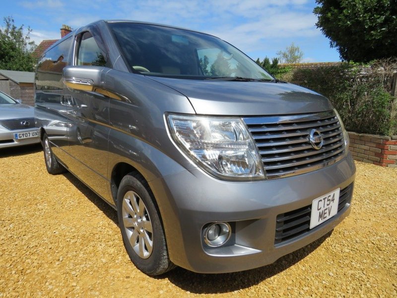 View NISSAN ELGRAND 3.5