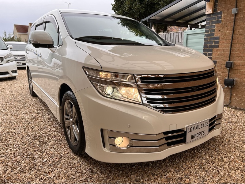 View NISSAN ELGRAND E52 4WD 3500 V6 Rider Black Leather - NOW SOLD