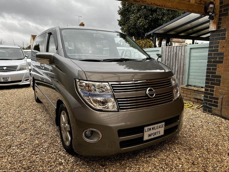 View NISSAN ELGRAND E51 HWS LEATHER EDITION 2500 V6 - NOW SOLD