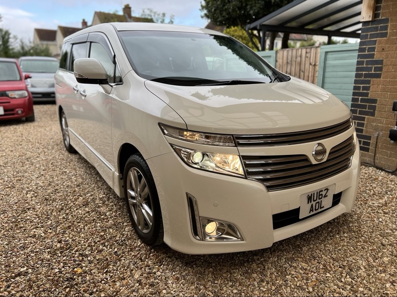 View NISSAN ELGRAND E52 2.5 V6 HIGHWAY STAR HALF LEATHER - NOW SOLD