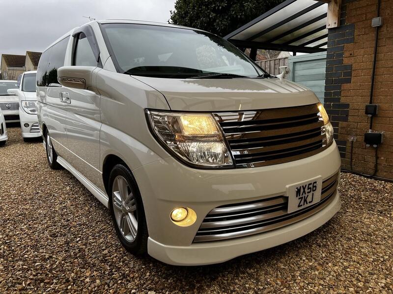 View NISSAN ELGRAND E51 RIDER 3500 V6 FULL LEATHER  8 seats  - NOW SOLD