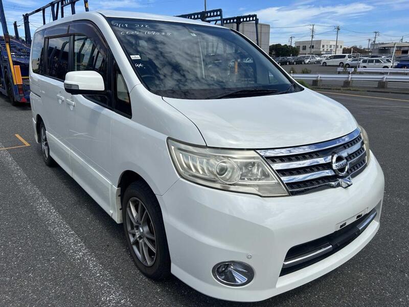 View NISSAN SERENA C25 FACELIFT HIGHWAY STAR 2.0 AUTO - AWATING PREPARATION